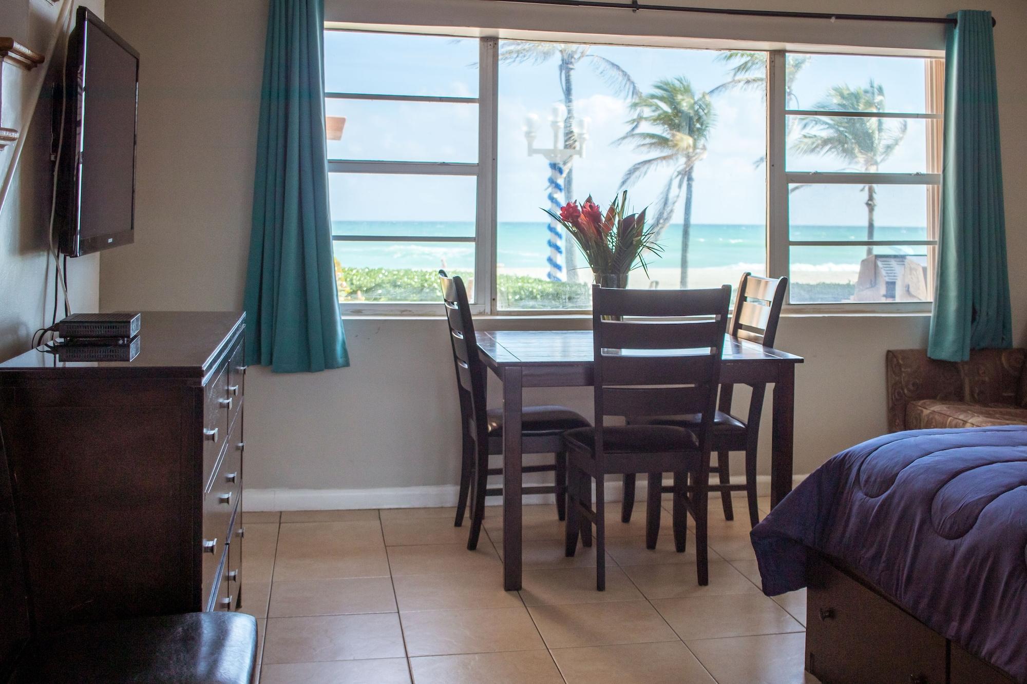 Riptide Oceanfront Hotel Холивуд Екстериор снимка